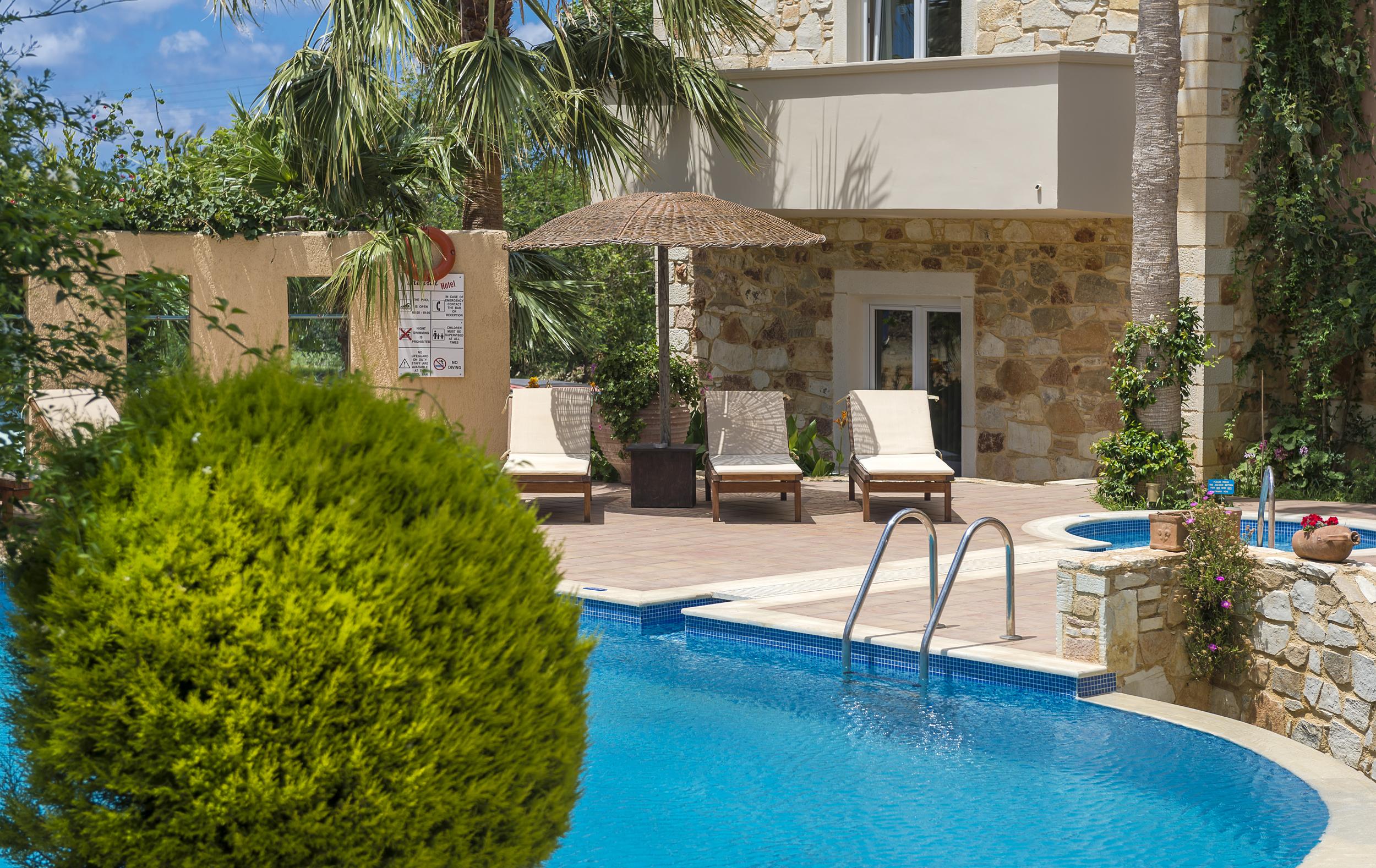 Mistral Hotel - Singles Only Máleme Luaran gambar